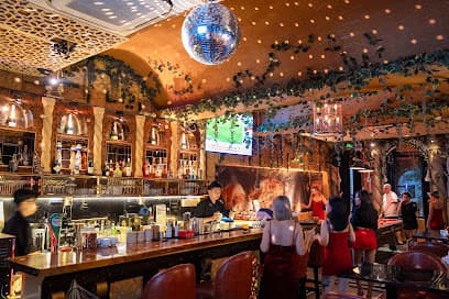 KYKY LOUNGE SAIGON