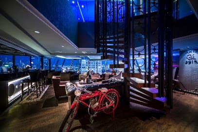 Axis & Spin Rooftop Restaurant & Bar (38th floor) photo 5