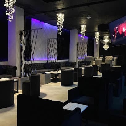 Majestic Lounge Phuket photo 2