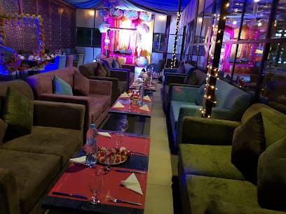 Kava pool bar