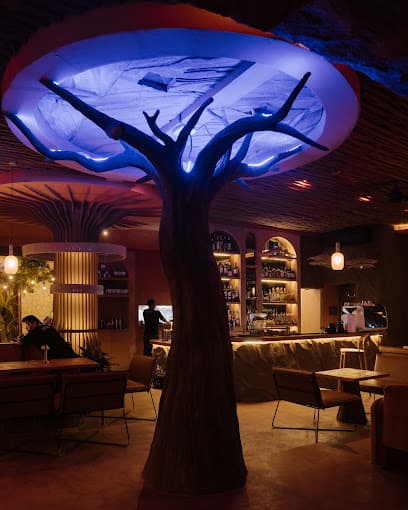 Honeycomb Hookah & Eatery