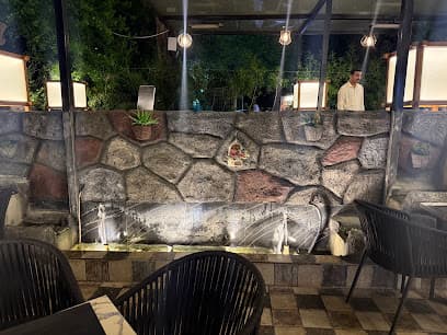 Tree House Cafe