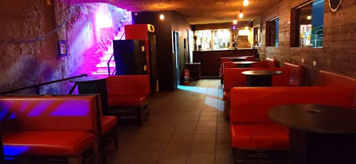 DW Dom Walkyr Lounge e snooker Bar