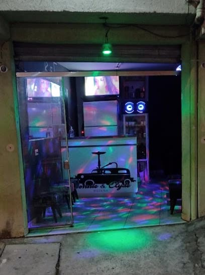 Bonnie & Clyde hookah