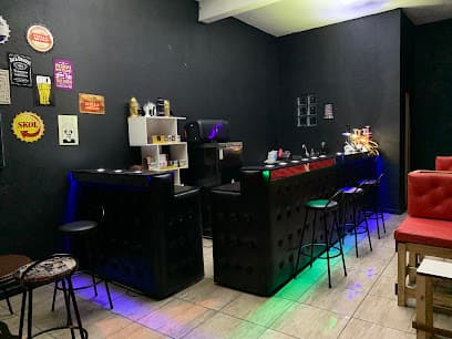 Maloka's Hookah Lounge