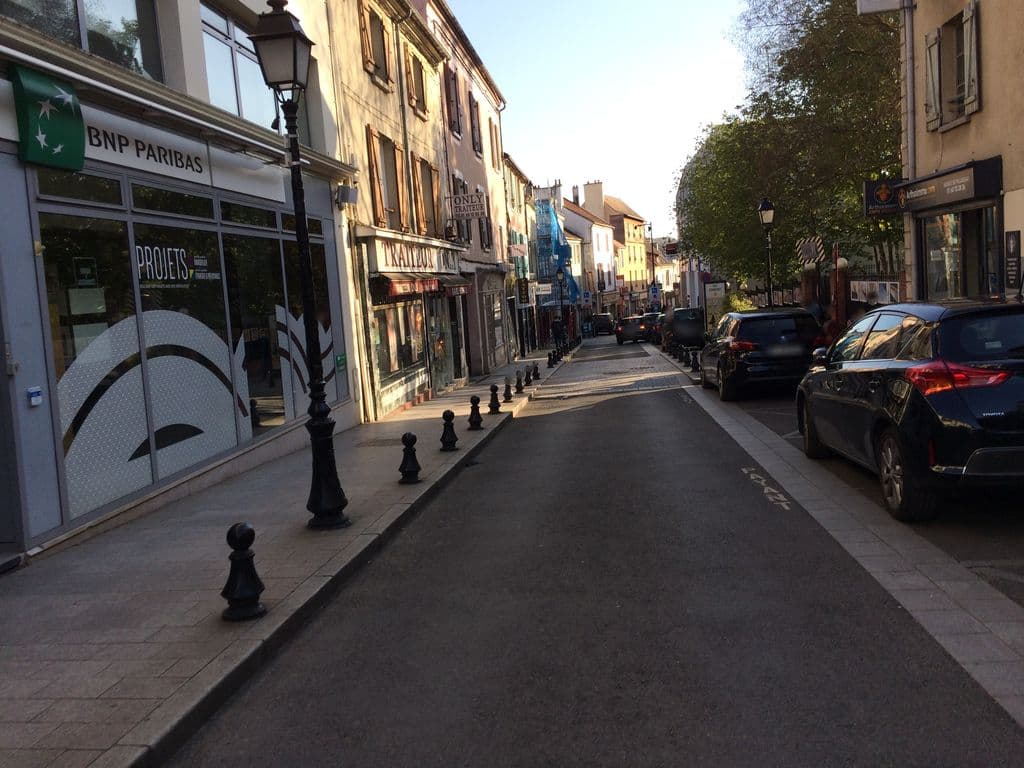 Street view near Le Chichrane - Chicha Palaiseau