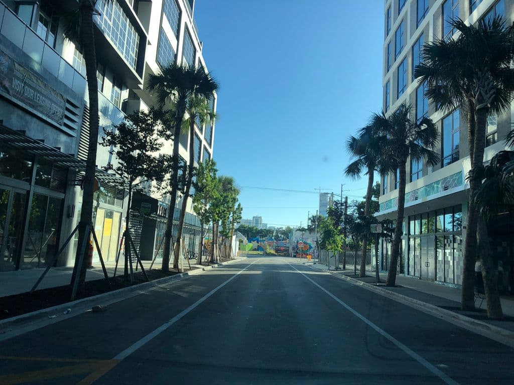 Street view near Currently close