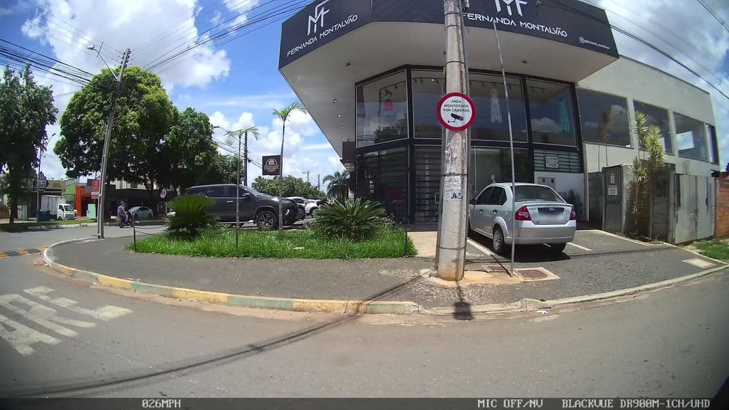 Street view near Insônia Lounge