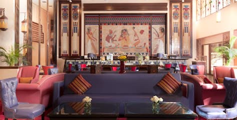 Isis Lounge