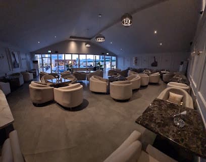 Level 5 lounge لاونج المستوى الخامس