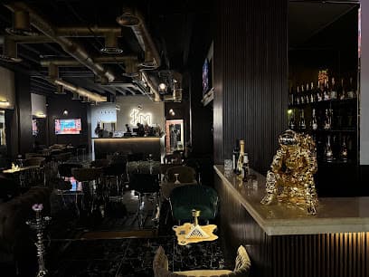 Half Month Lounge هاف منث لاونج