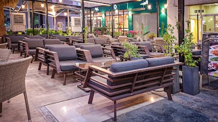 The Roor Cafe & restaurant