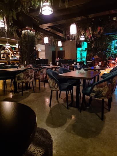 Iguana Lounge