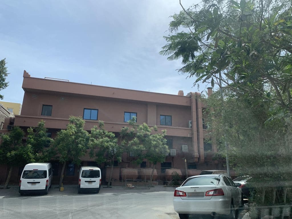 Street view near Bindaira Cafe - Riffa