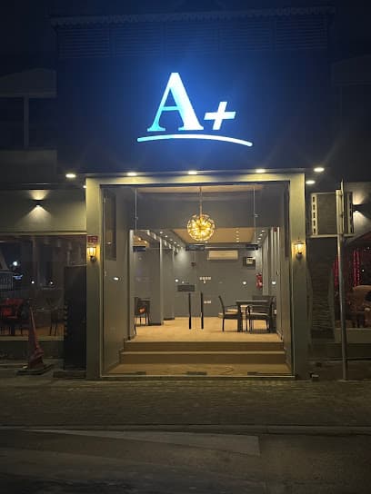 A plus cafe