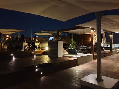 Skyline Rooftop Lounge