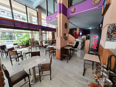 مقهى الأهرامات شيشة نرجيلة The Pyramids of Egypt Café and Hookah Πυραμίδες