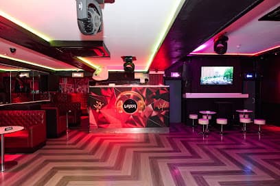 LAXA Lounge photo 6