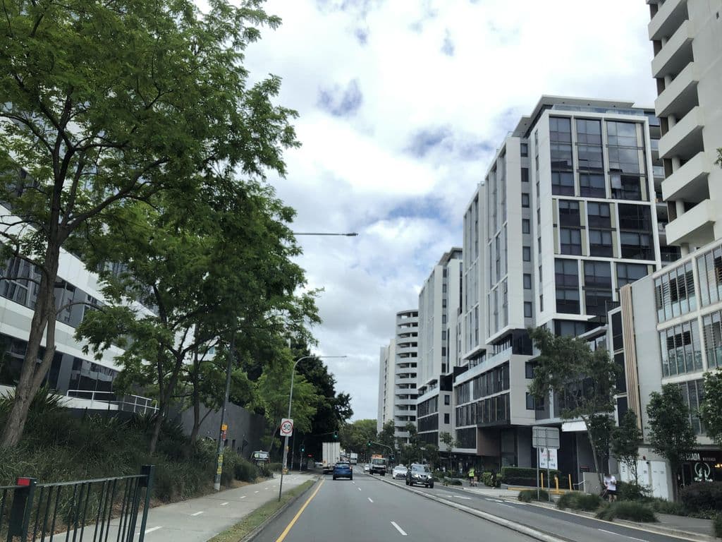 Street view near Kingship Coffee