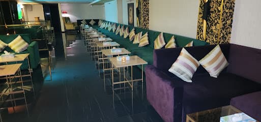 Roja coffee مقهى روجا