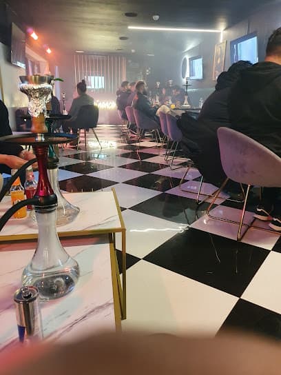 Eminence Lounge