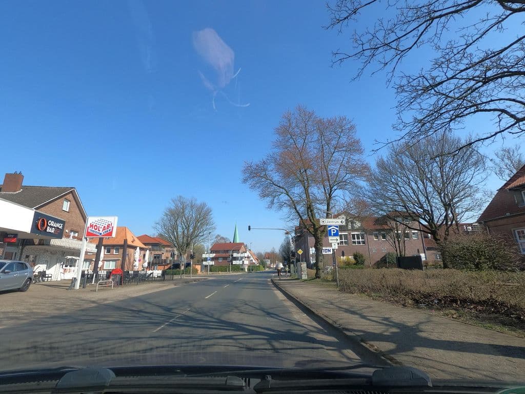 Street view near Orange Bar