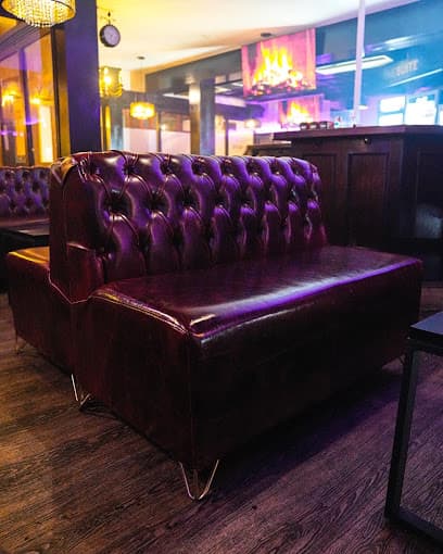 The SUITE Cocktail & Shisha Lounge