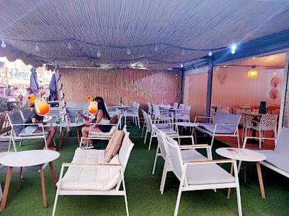 So Wood Restaurant & Lounge