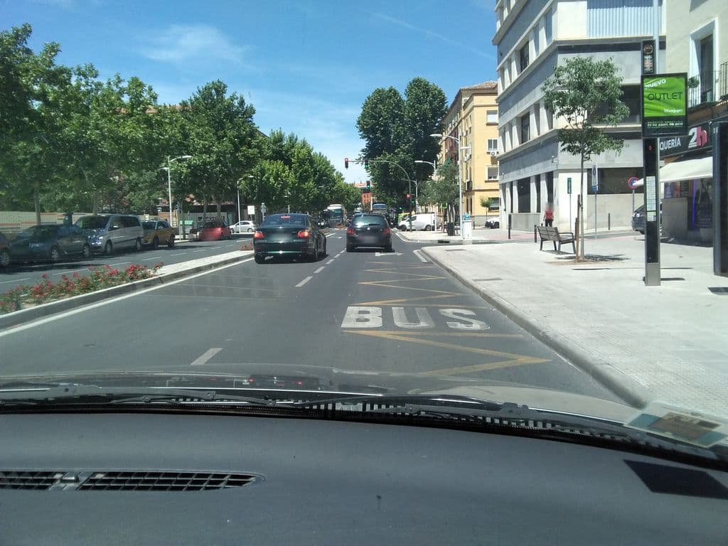 Street view near Nuvola Hookah