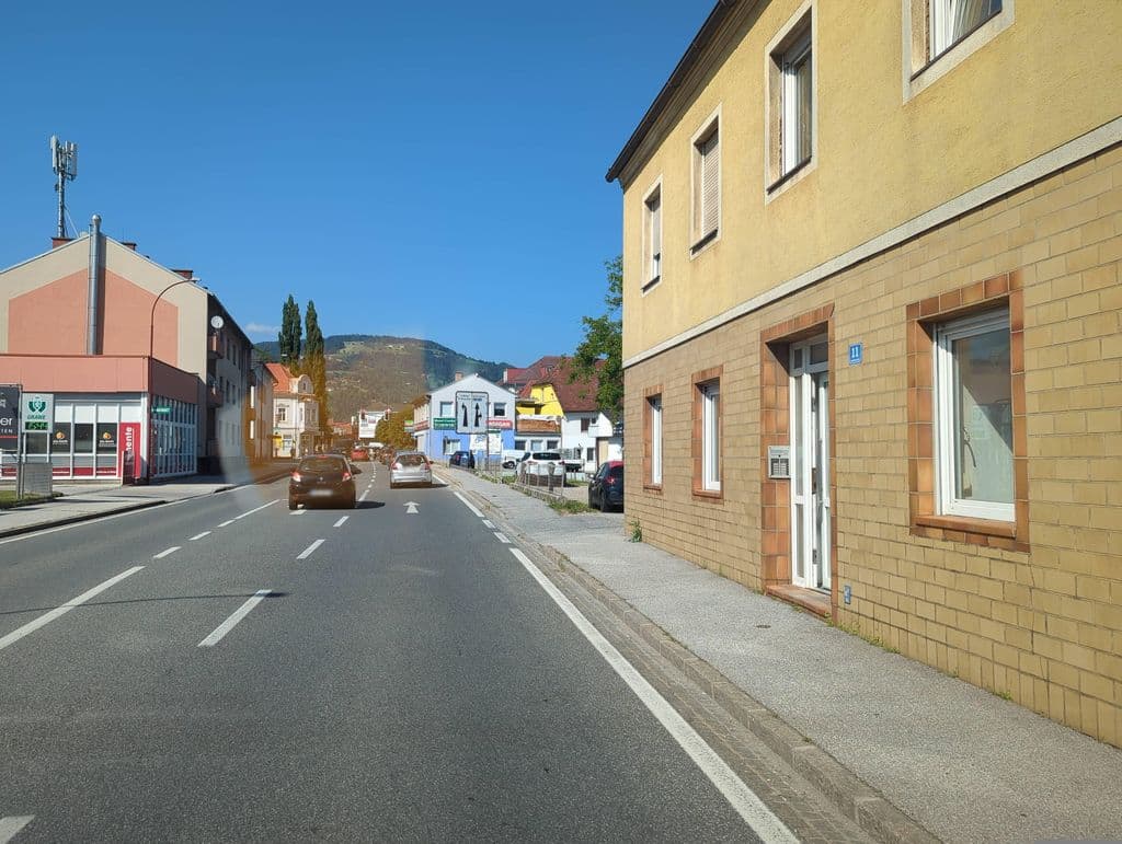 Street view near Dream Shishabar
