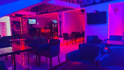 Diamond shisha bar