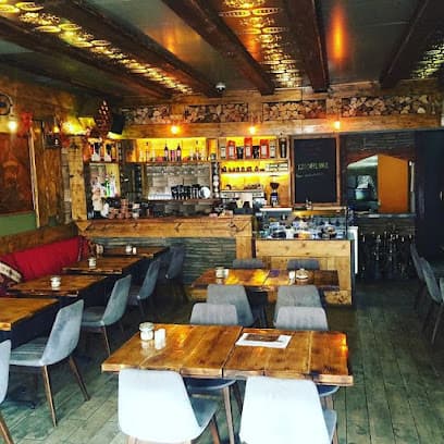 Ezo Cafe Lounge