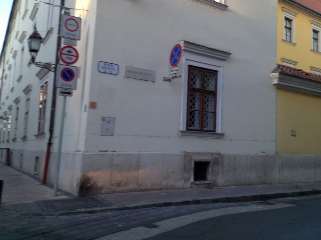 Street view near Darius Music Club(Shisha & lounge bár)