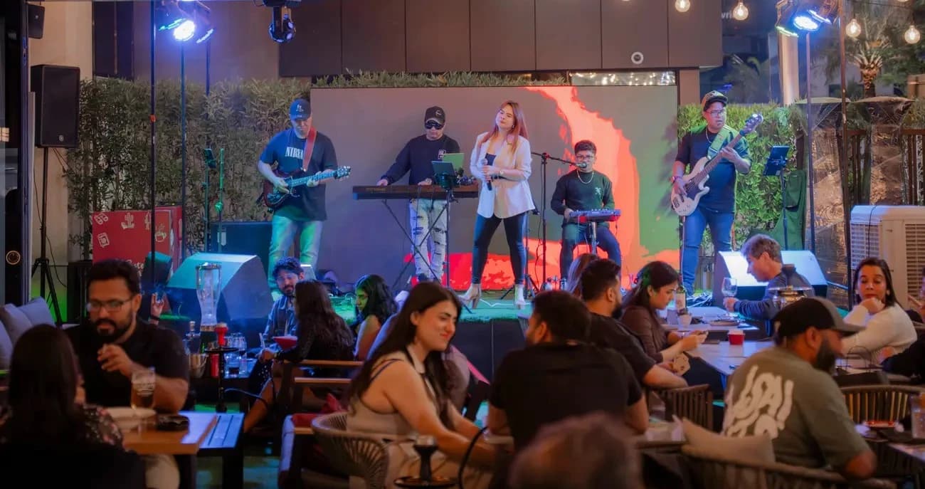 Mogao Restobar & Lounge
