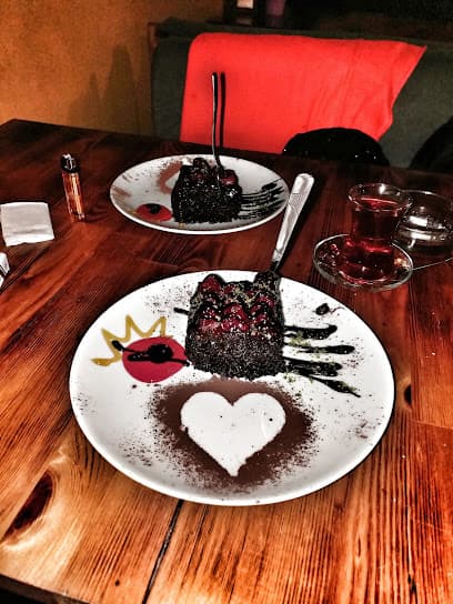 Milano Playstation & Nargile Cafe