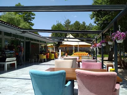 Park Kafe Restaurant Çay Bahçesi