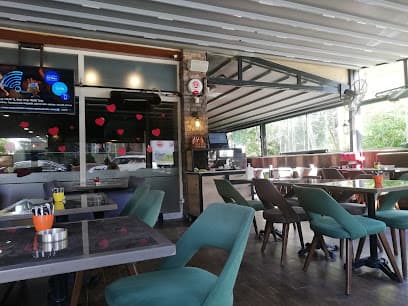 Karadut Patisserie & Shisha Lounge