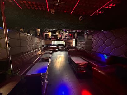 Cloud One Lounge DC