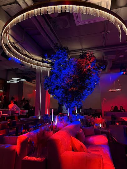 Sienna Lounge