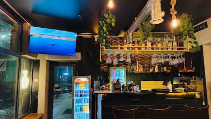 THAI VARSO | Fusion Cuisine | Shisha & Bar