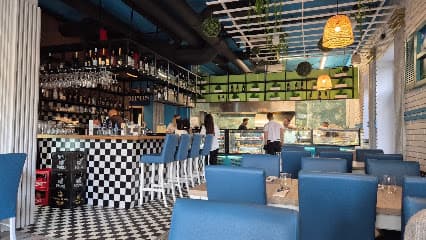 MAVI grill & lounge