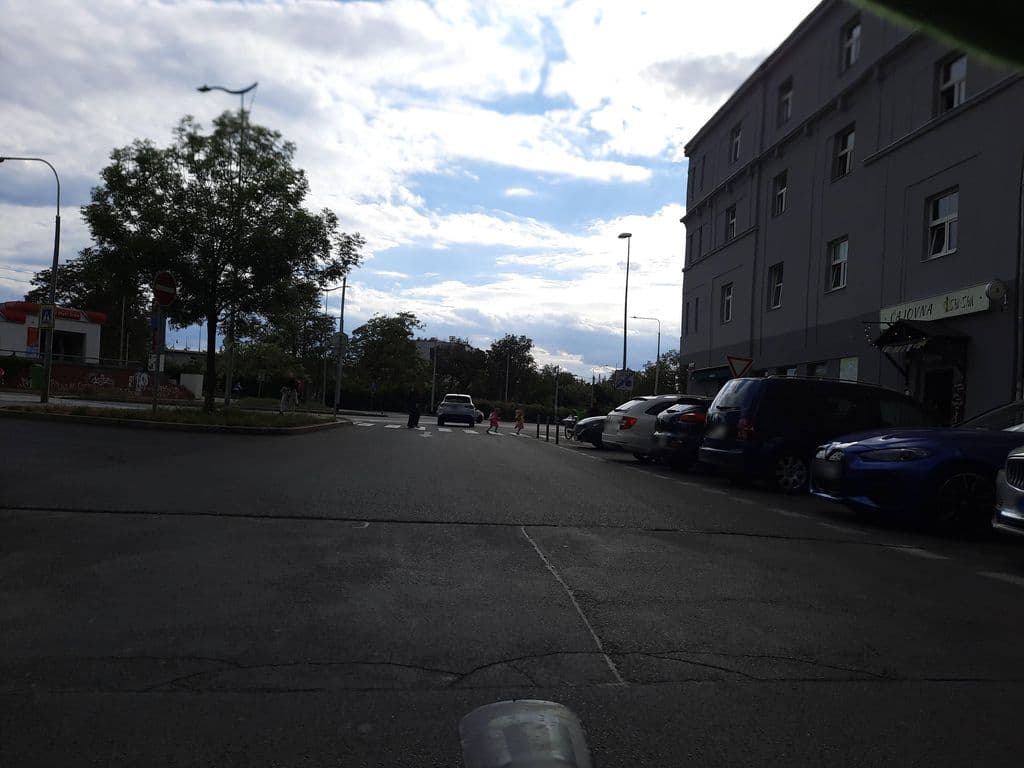Street view near Čajovna Shisha