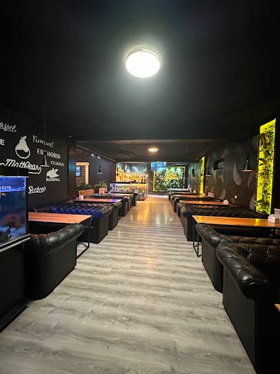 LUNA LOUNGE BAR