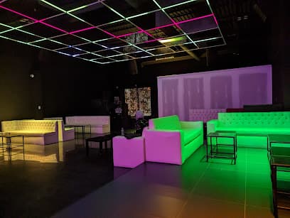 Inxx Lounge