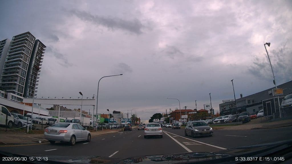 Street view near Yaari Cafe