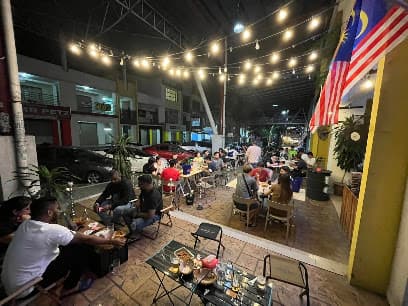 Long 9 Lounge