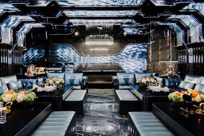 THRONE Lounge Singapore
