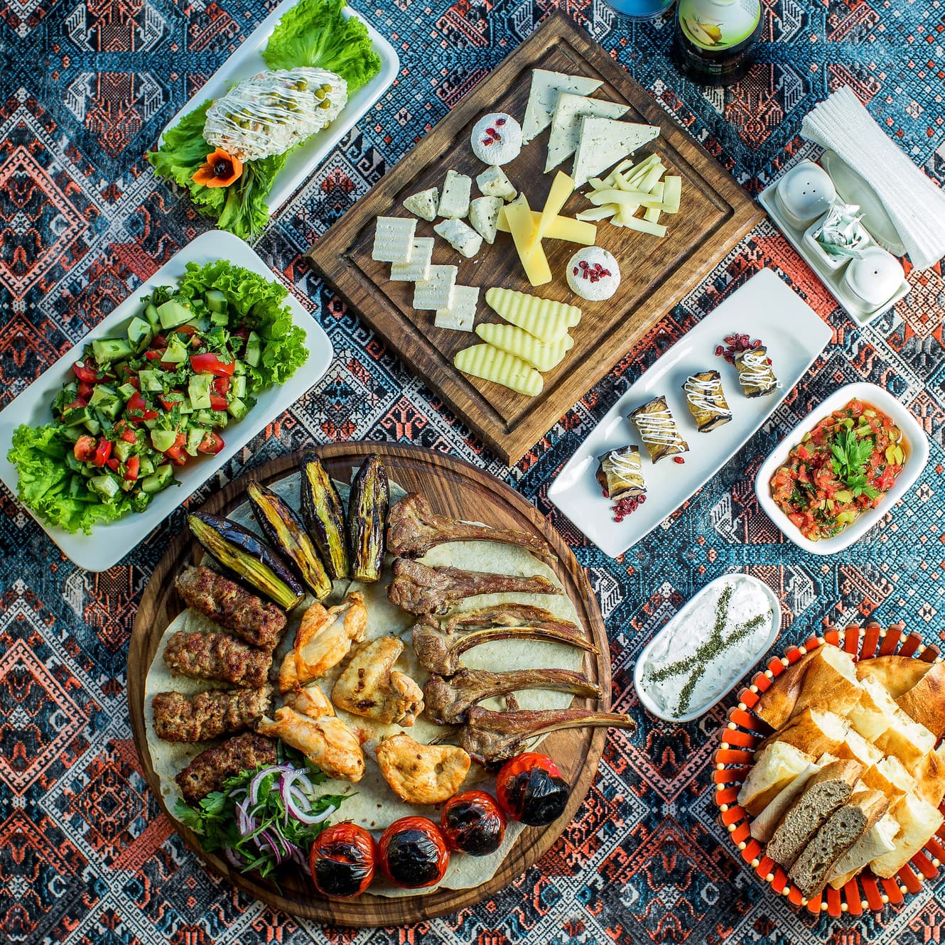 Marouch Restaurant (Lebanese, Moroccan, Indian & Thai Food)