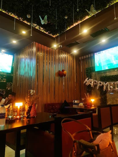 Kloud Queen Restaurant & Cafe