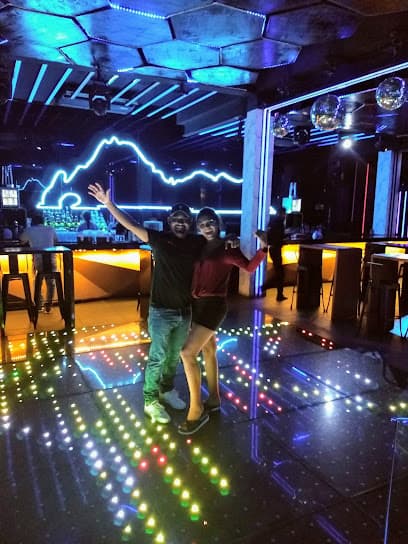 Fumari Café & Hookah Lounge